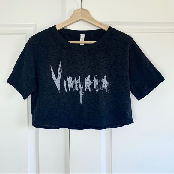 lululemon athletica Tops - Lululemon Black Crop Top Graphic T-Shirt